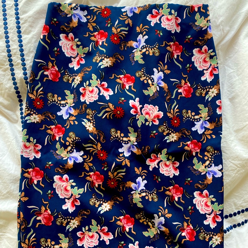 🌻 Philosophy Floral Pencil Skirt
